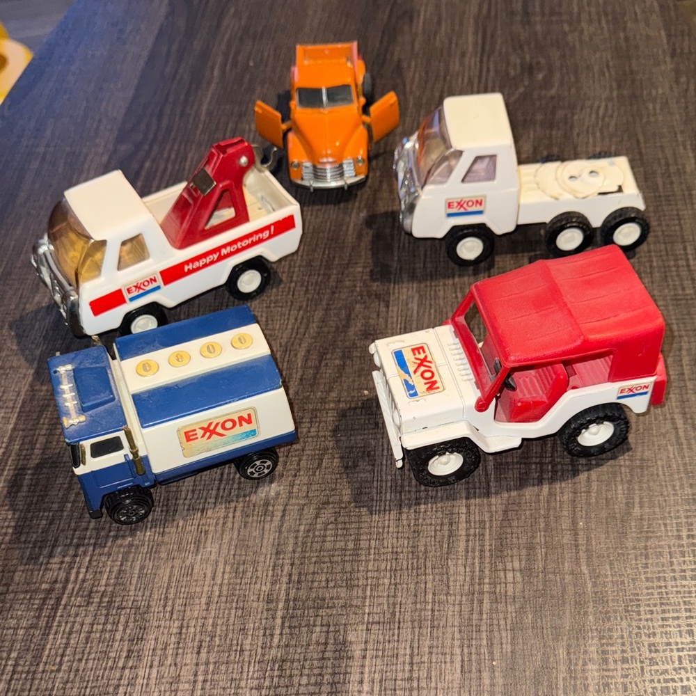 Vintage Rare Metal Buddy L Truck Bundle Exxon Wrecker Jeep Fuel Hauler 70’s